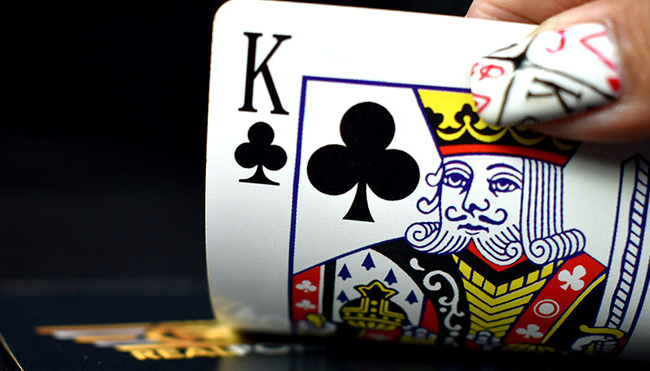 Cara dan Strategi dalam Bermain Poker